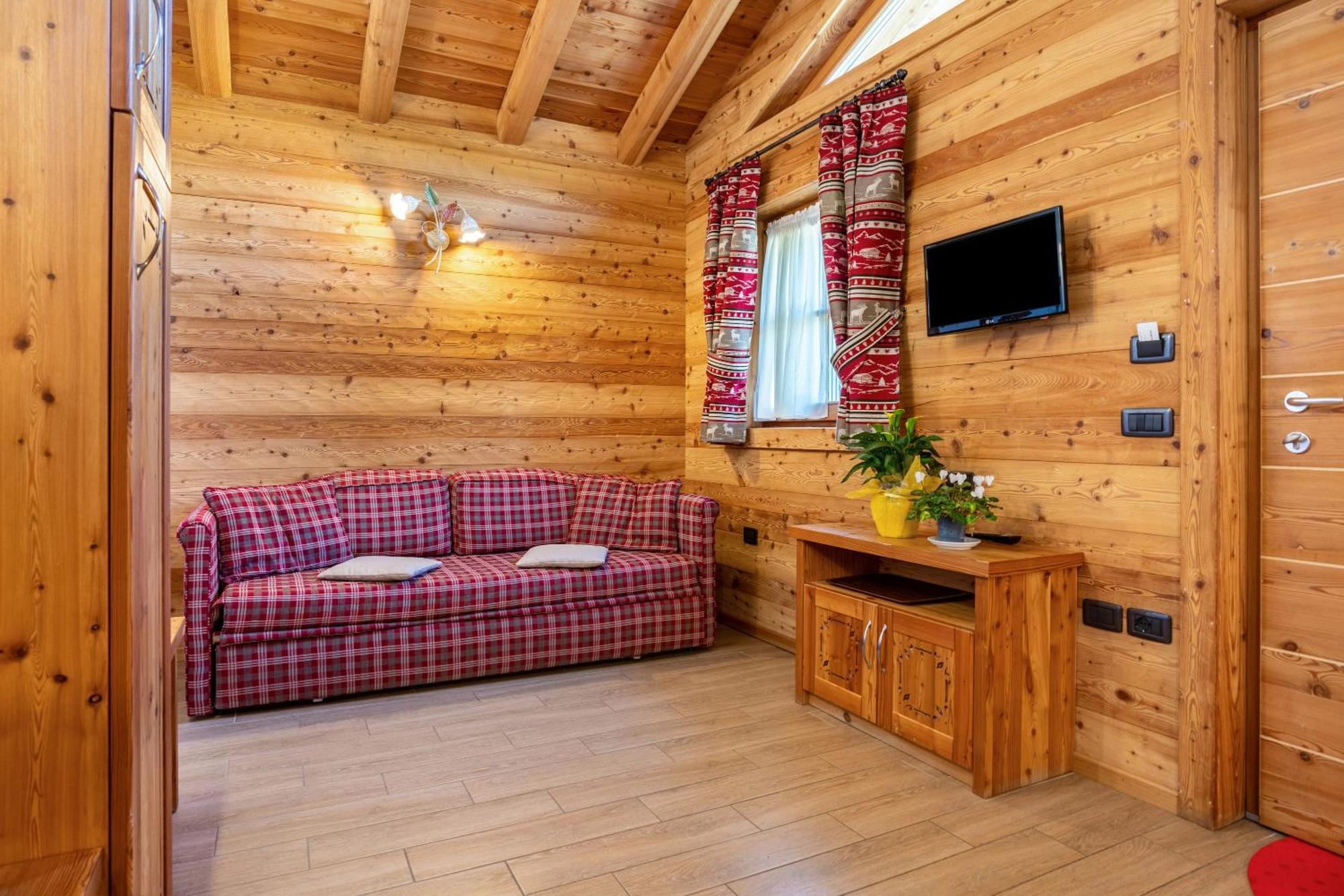 Chalet Camping Fae 3 Βίλα Madonna Εξωτερικό φωτογραφία